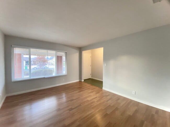 Photo - Upgraded 3-Bedroom 2-Bathroom Home for Rent - Union City!