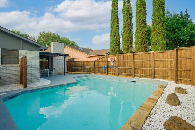 Building Photo - 11622 Cotillion Dr Rental