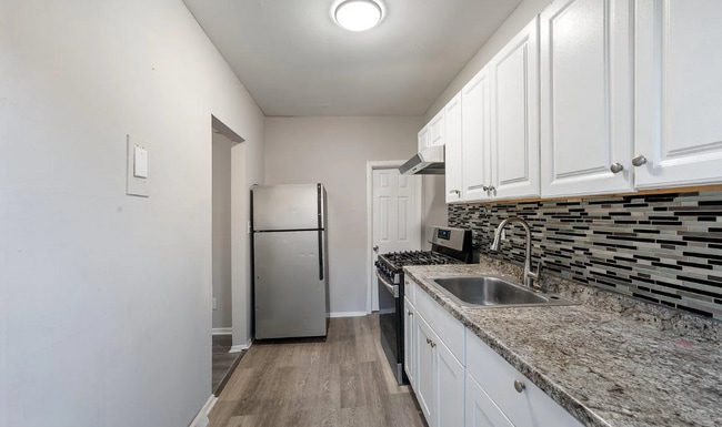 Photo - 281X W Franklin st 21223