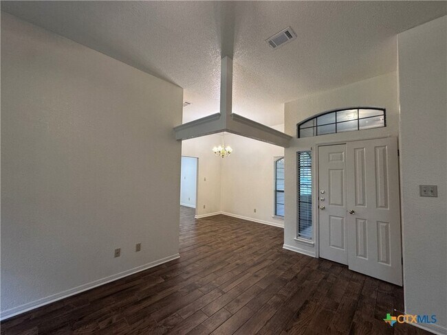 Photo - 1801 Thomas Ct Casa