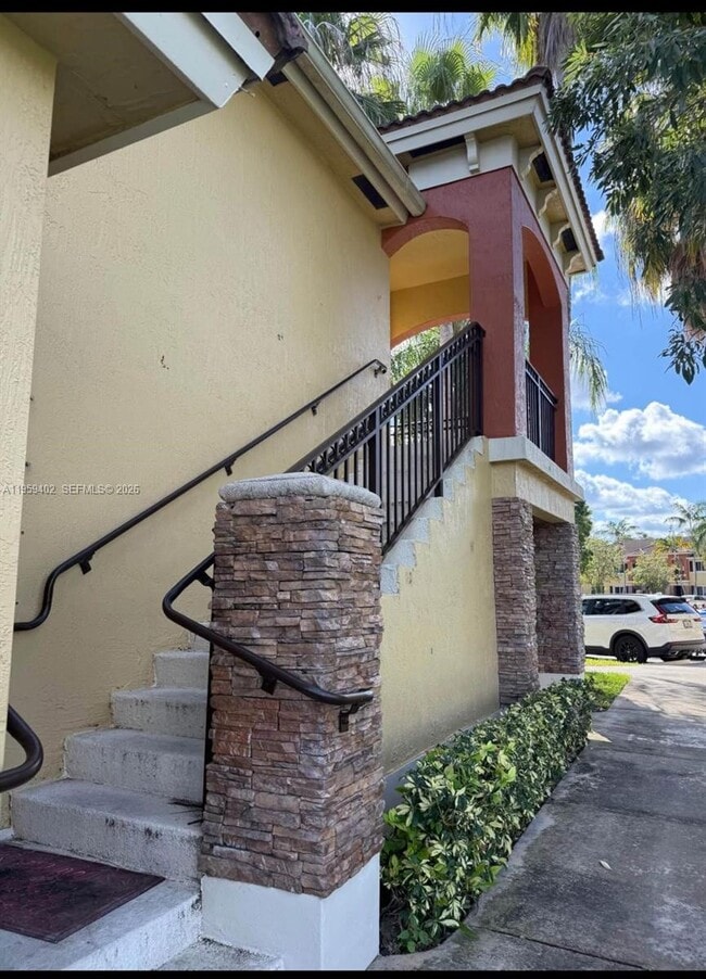 Photo - 1005 NE 34th Ave Unit 201