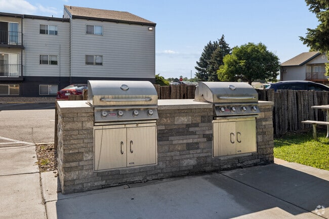 Poolside Grilling Area