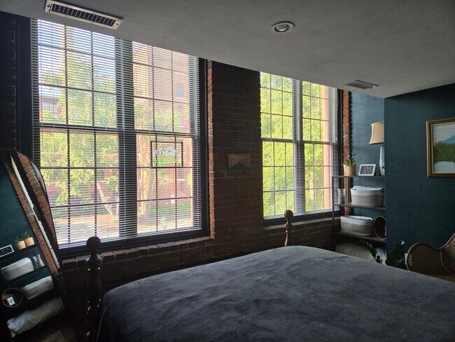 Photo - 471 Silver St Unit 205