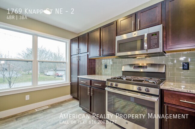 Photo - 1769 Knapp St NE Unidad 2