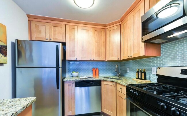 Photo - 4555 MacArthur Blvd NW Condo Unit 208