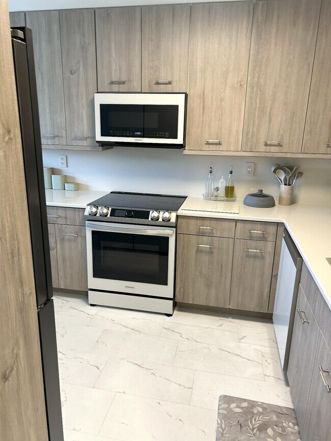 Photo - 4734 Lucerne Lakes Blvd N Unit 410