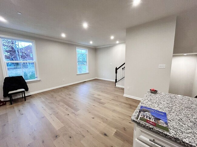 Photo - 119 Breckenridge Ct