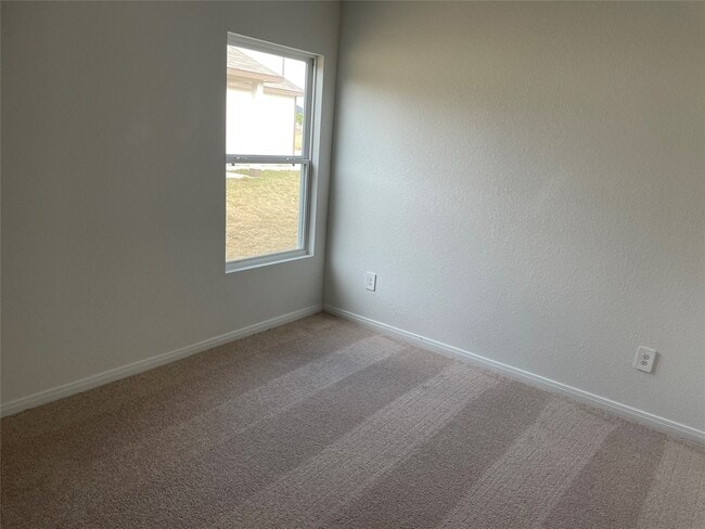 Photo - 346 Rd 5138