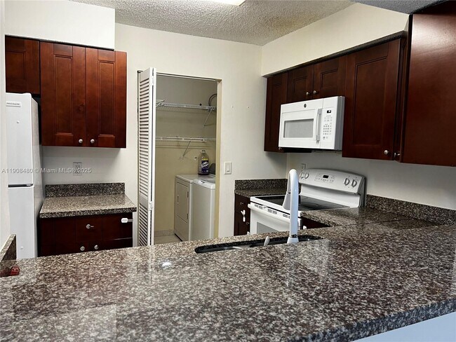 Photo - 1245 SW 46th Ave Unit 1207