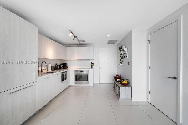 Photo - 501 NE 31st St Unit 3009