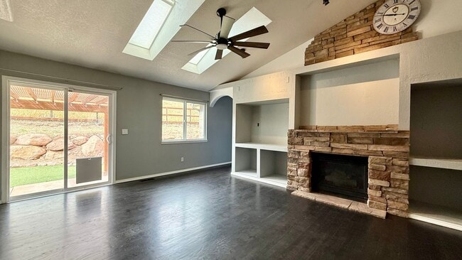 Photo - Move in ready home on Hollandale