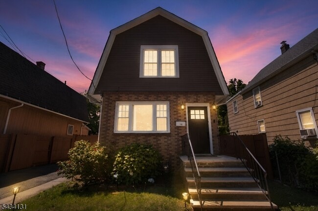 Building Photo - 138 Jerome Pl
