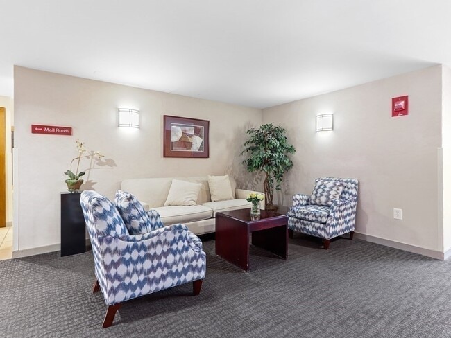 Photo - 183 Oak St Unit 304