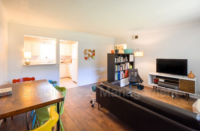 Photo - 516 Arlington Dr Unit A4