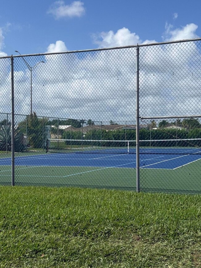 6670 Royal Palm Blvd Unit 205k