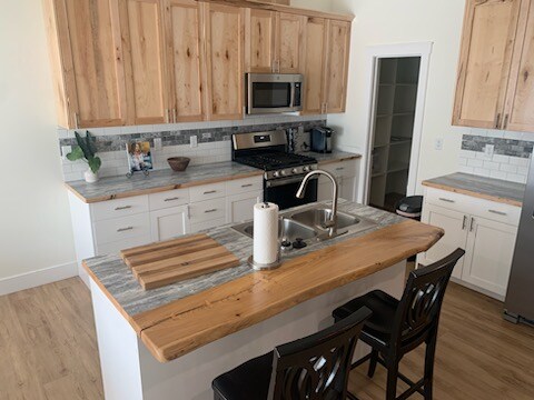 Photo - 835 Shadowleaf Ave