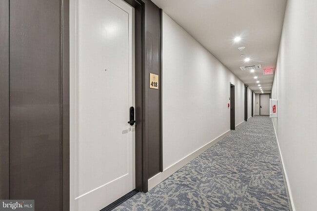 Photo - 30 W Allens Ln Unit 418