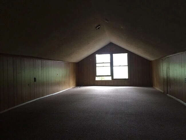 Photo - 28 Circle St