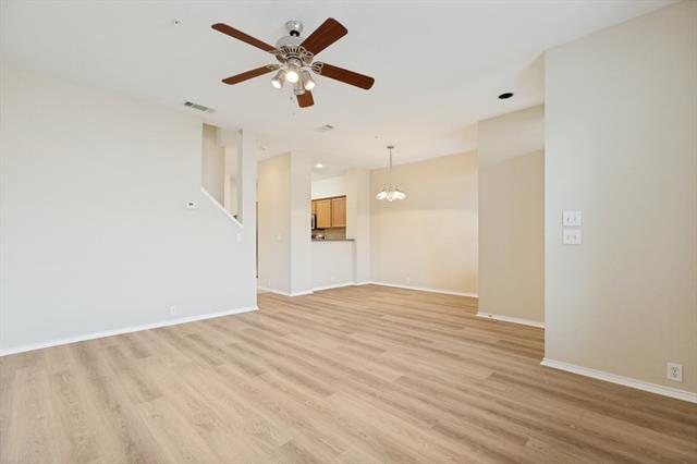 Photo - 2324 Stoneleigh Pl