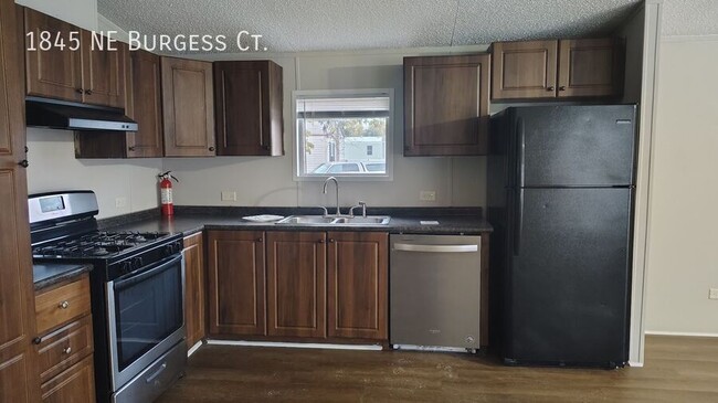 Photo - 1845 NE Burgess Ct