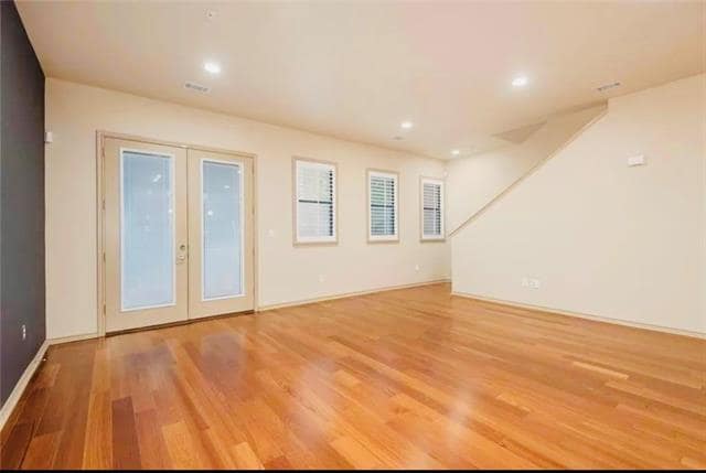 Photo - 1207 Beaconsfield Lane