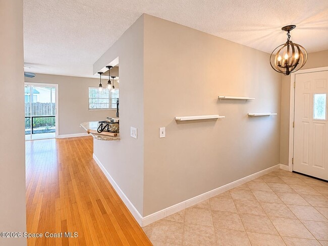 Photo - 1440 Dorsal St