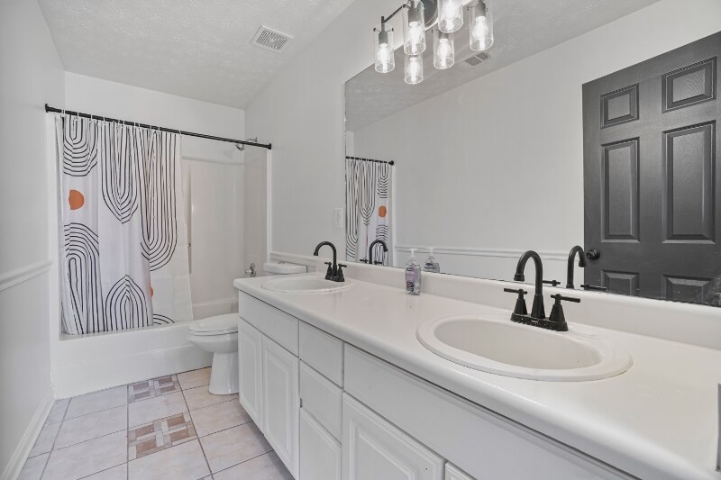 Photo - 2280 Carrington Dr