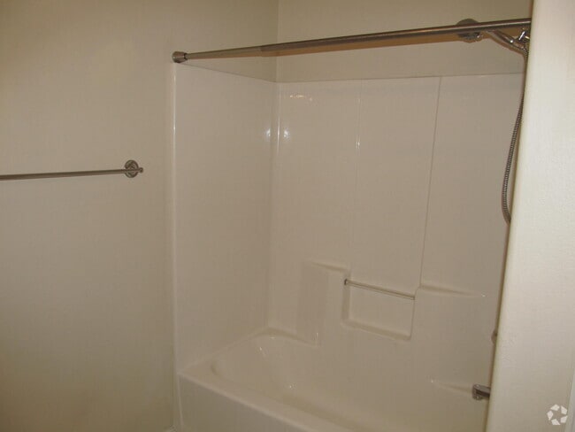 Building Photo - 4004 Cheyenne St Unit B Rental