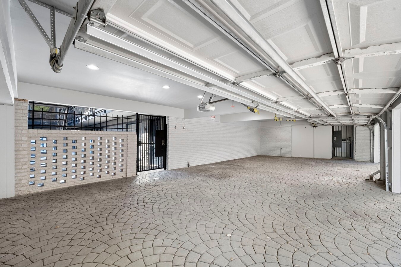 Photo - 234 Westheimer Rd Unidad 8