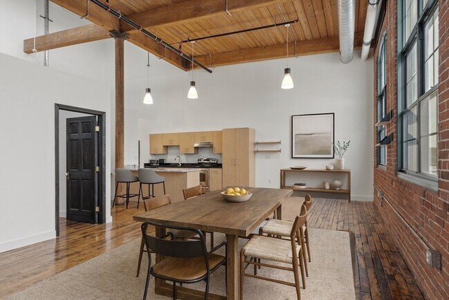 Photo - 1 Westinghouse Plaza Unit C334