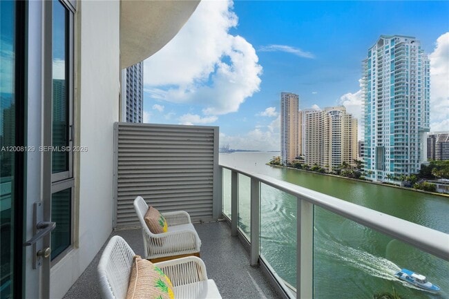 Photo - 300 S Biscayne Blvd Unit L-1014