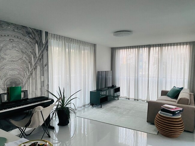 1133 102nd St Unit 403