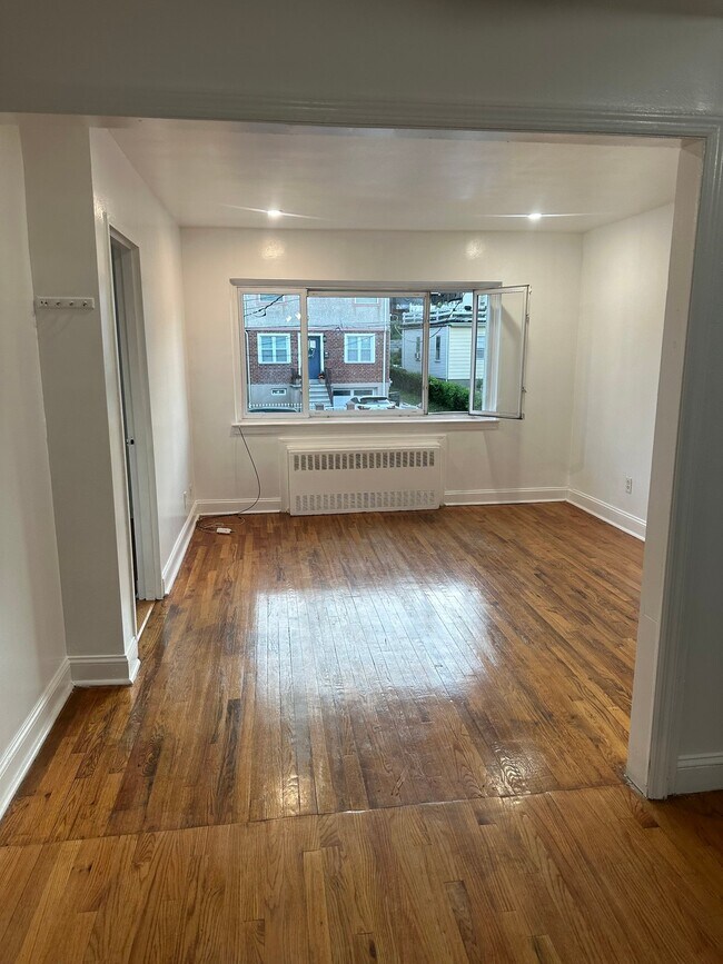 103 E 218th St Unit 2