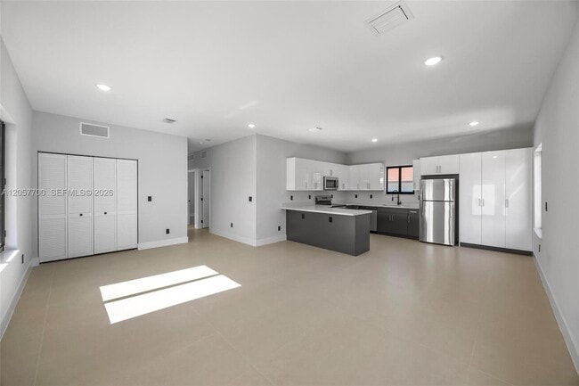601 NW 3rd Ave Unit A