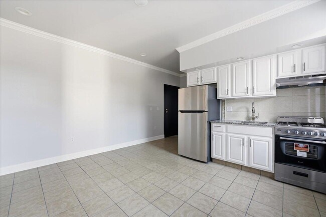 Photo - 3-5 Potter Pl Unidad 2B