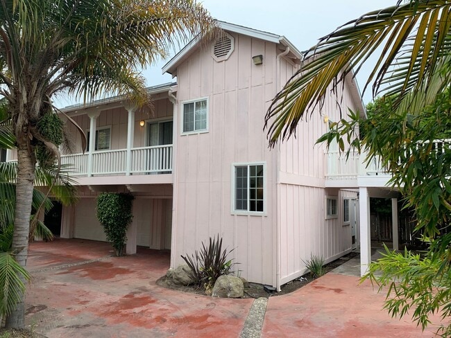 Building Photo - 6564 Del Playa Dr Unit B Rental