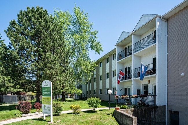 Building Photo - 315 Willow St