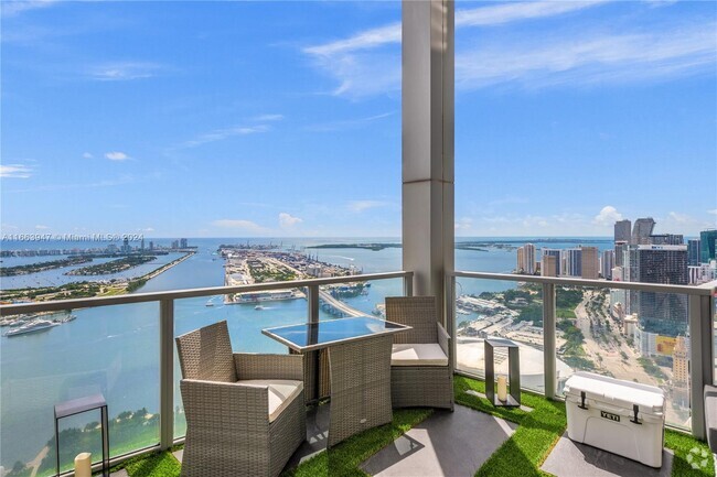 Building Photo - 1100 Biscayne Blvd Unit LPH6105 Rental