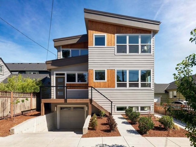 Photo - 3617 NE Webster St Apartamento Unidad 3617 NE Webster St,  B