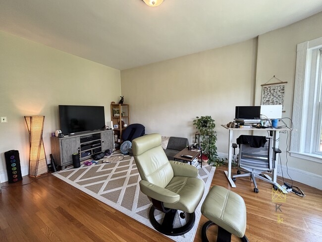 Photo - 1477 Beacon St Unit 61