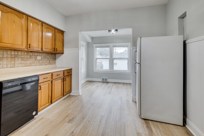 Photo - 6228 W Berenice Ave Unit 1