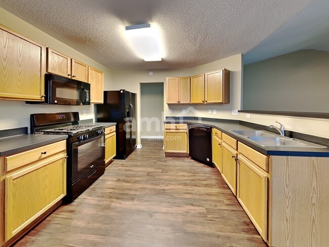 Photo - 114 Ridge Lake Dr