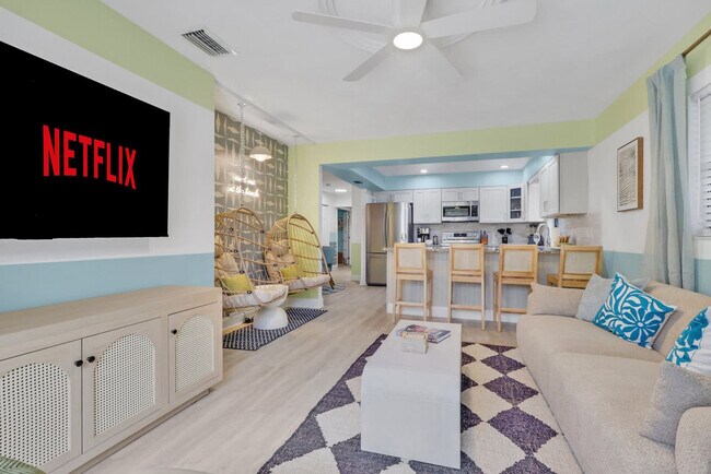 Building Photo - 758 103rd Ave N Unit ID1370182P