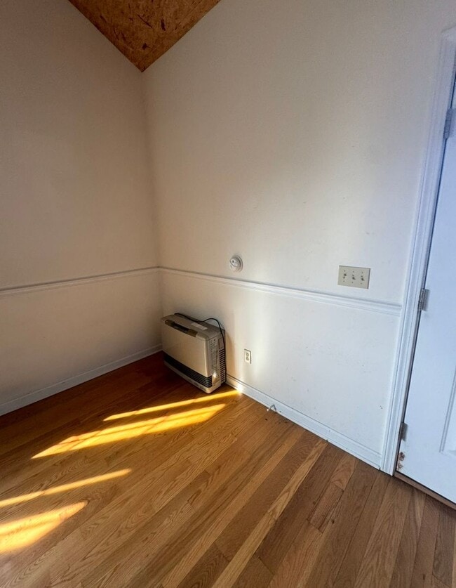 Photo - 31-F SL Unidad F