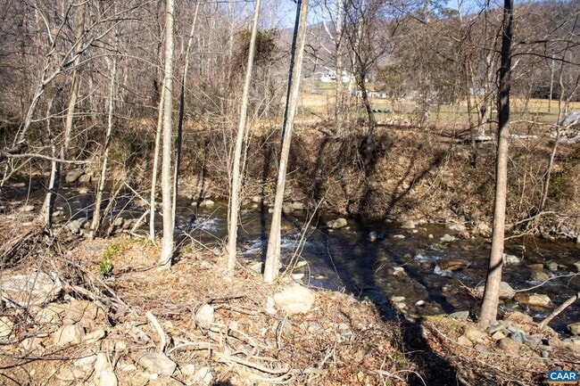 Photo - 5 Brokenback Mountain Rd