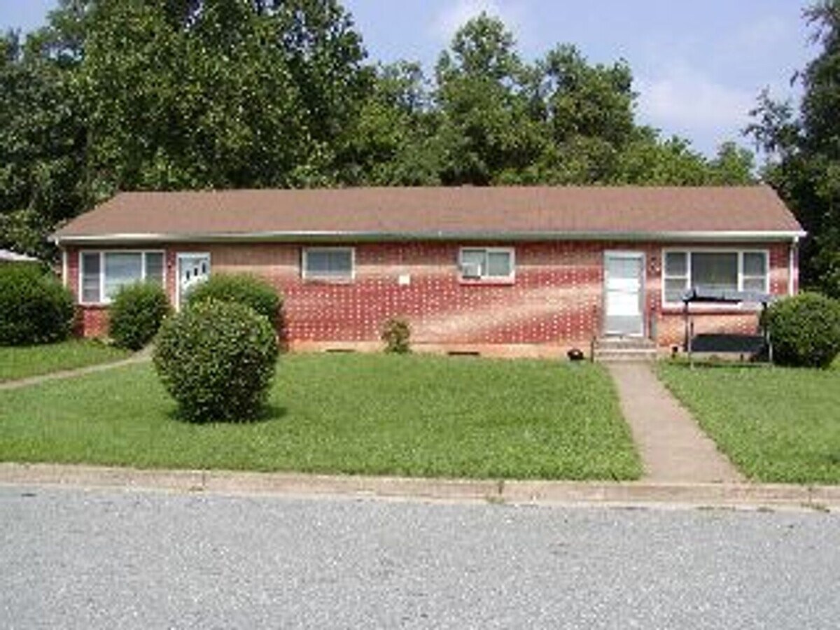28012803 Kulman Pl Apartment Unit 2803 Lynchburg, VA