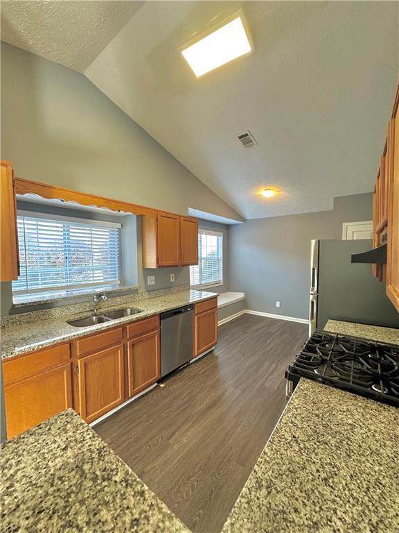 Photo - 4885 Streamside Dr