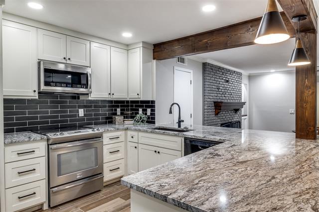 Photo - 7407 Wellcrest Dr