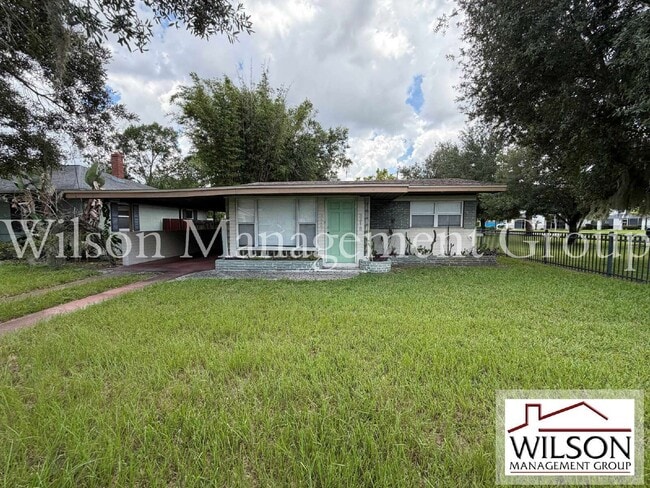 Building Photo - 3215 N Orange Ave
