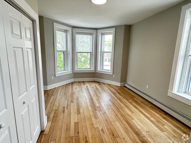 Building Photo - 1284 Commonwealth Ave Unit 5 Rental